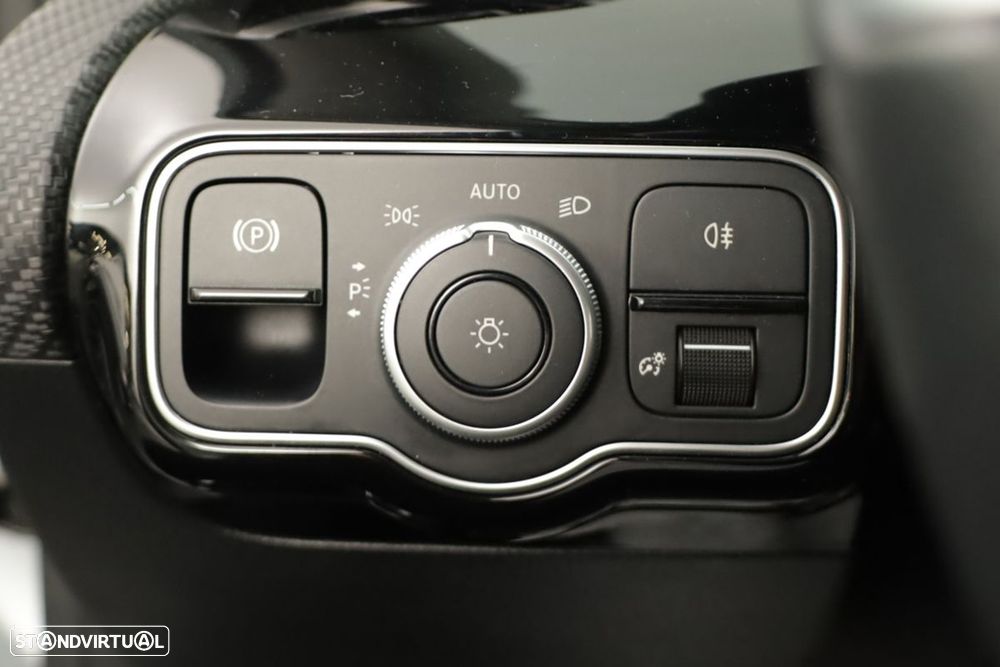 Mercedes-Benz A 200 Standard - 19