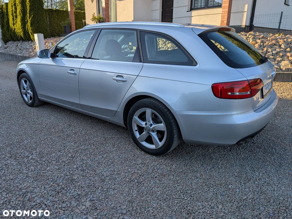 Audi A4 Avant 2.0 TDI DPF Attraction - 10