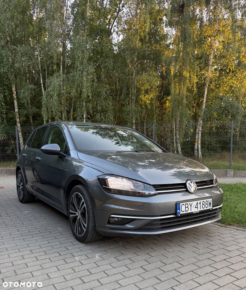 Volkswagen Golf - 3