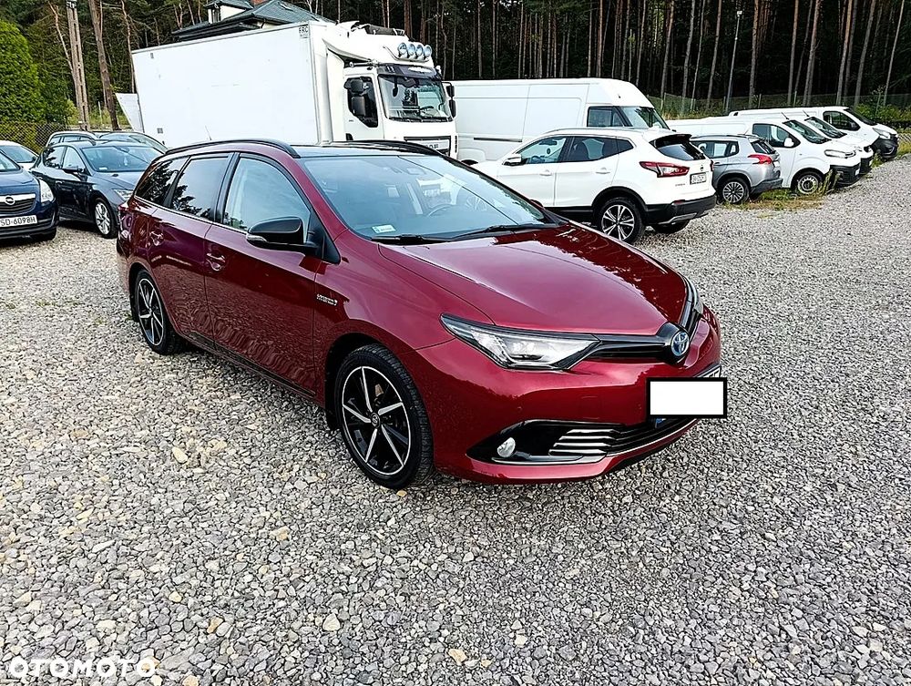 Toyota Auris Hybrid 135 Selection - 16