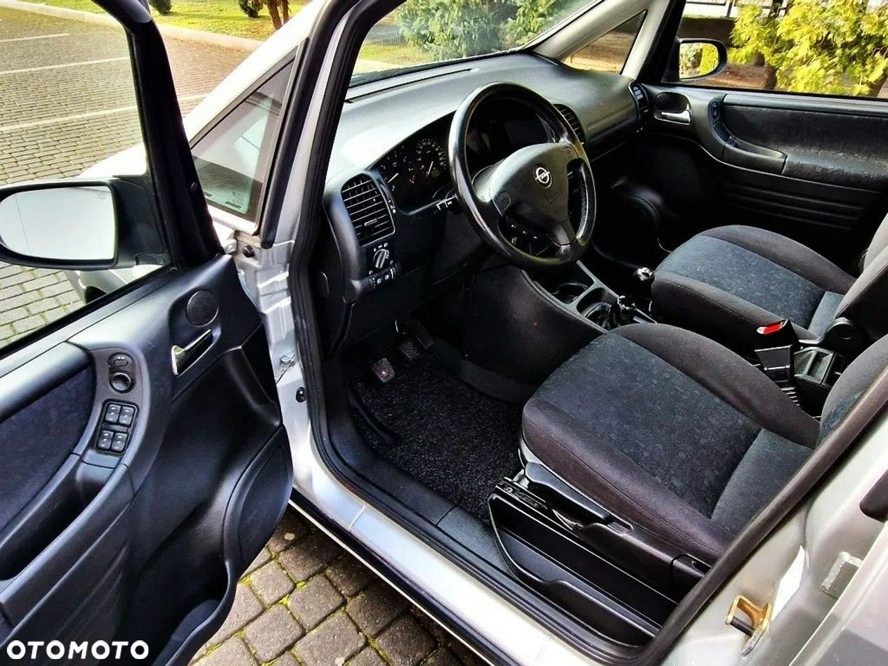 Opel Zafira 1.6 16V Elegance - 7