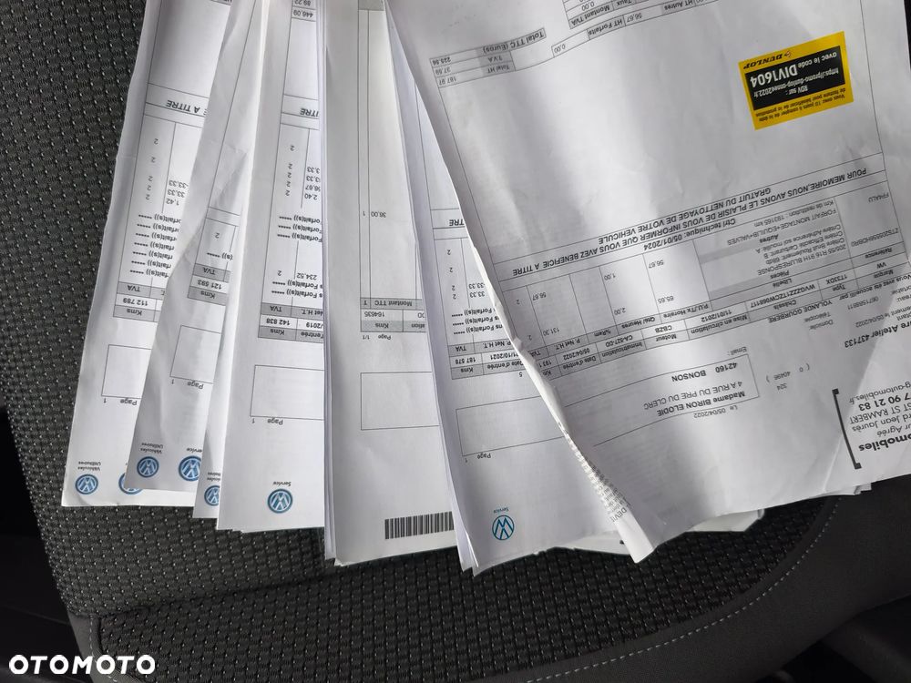 Volkswagen Touran - 28