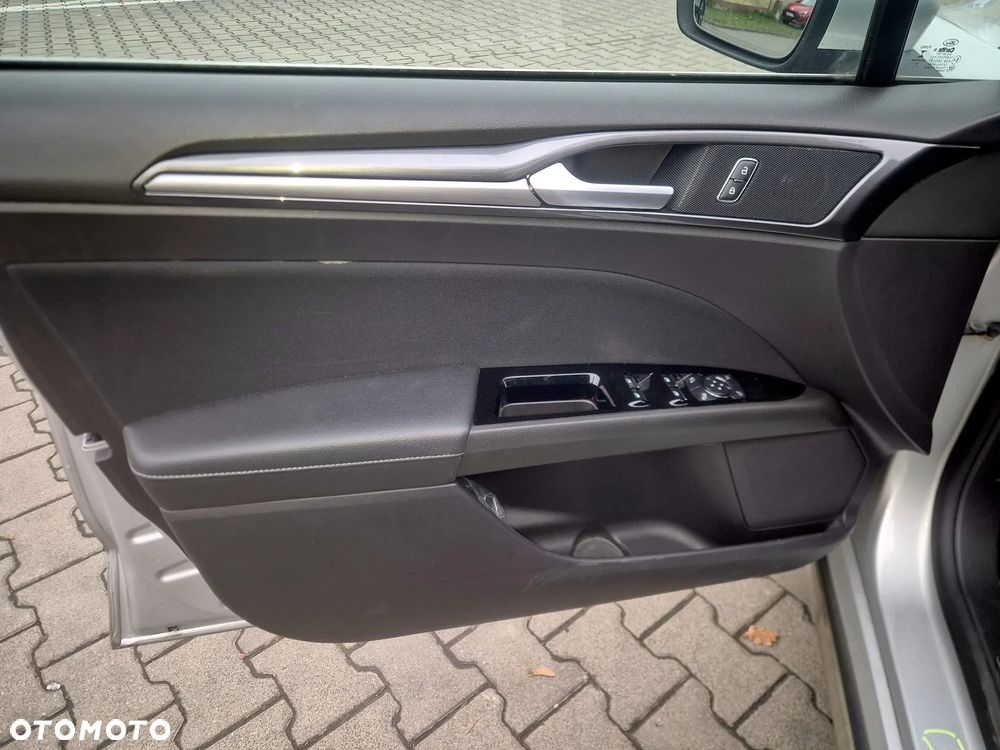 Ford Mondeo 2.0 EcoBlue Titanium - 15