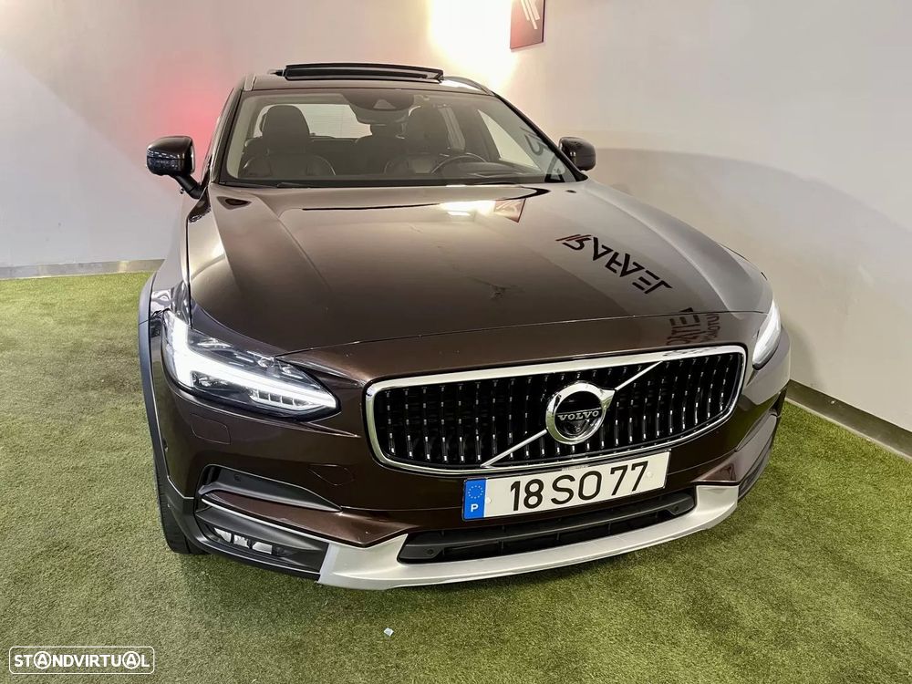 Volvo V90 Cross Country 2.0 D4 Plus AWD Geartronic - 7