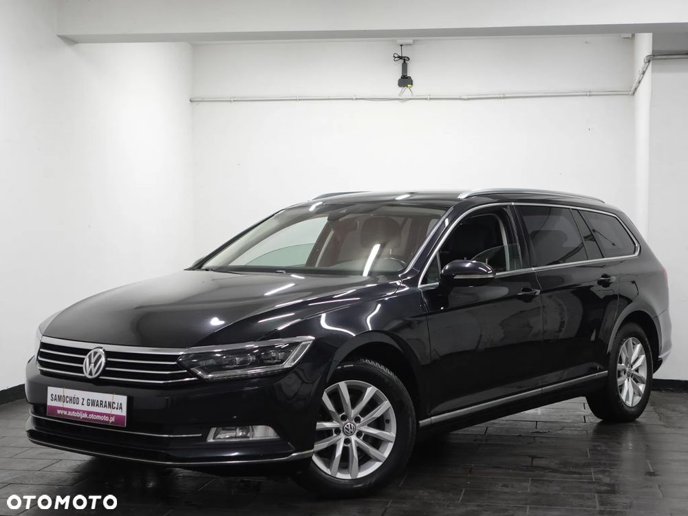 Volkswagen Passat - 12