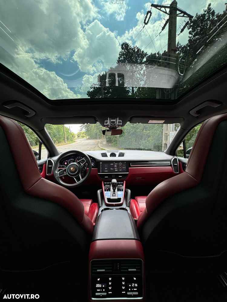 Porsche Cayenne E-Hybrid Tiptronic S Platinum Edition - 4