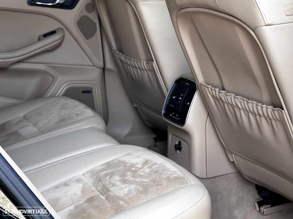 Porsche Macan S - 38