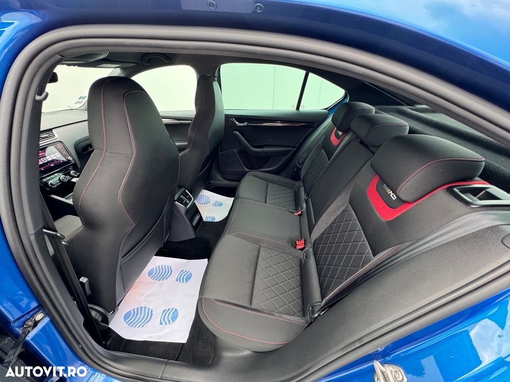 Skoda Octavia 2.0 TDI RS DSG - 8