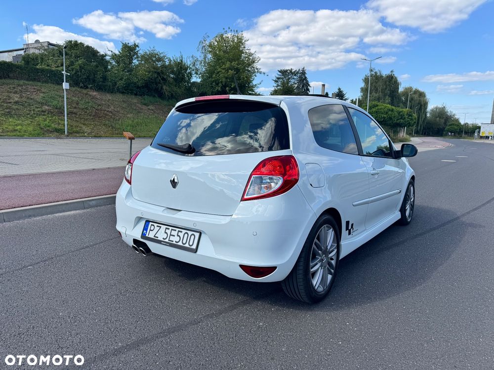 Renault Clio 1.6 16V GT - 4