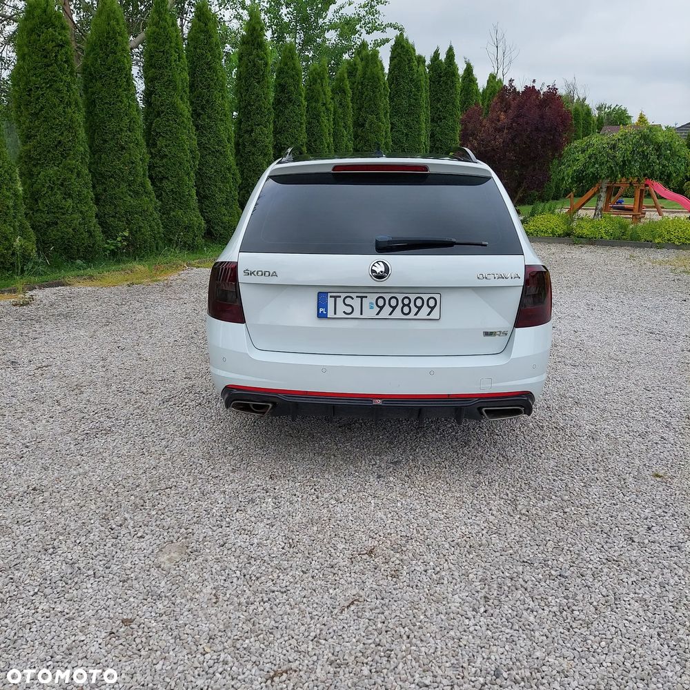 Skoda Octavia 2.0 TDI RS DSG - 5