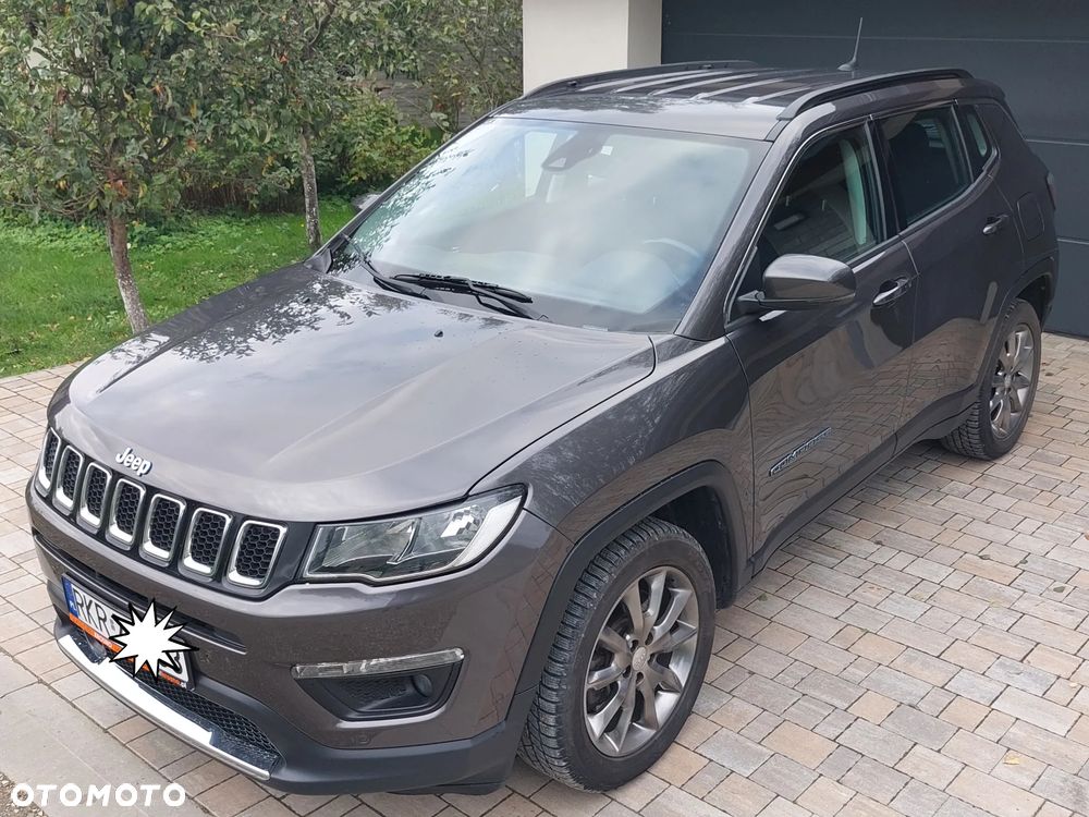 Jeep Compass - 2