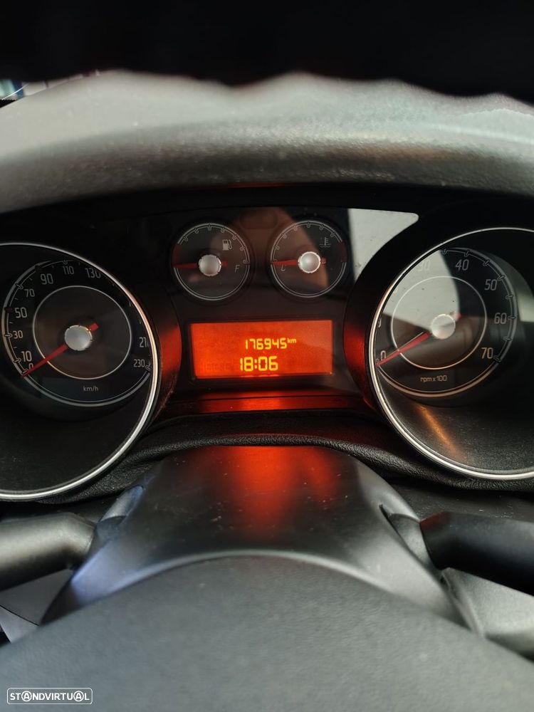 Fiat Punto Evo 1.2 Dynamic - 17