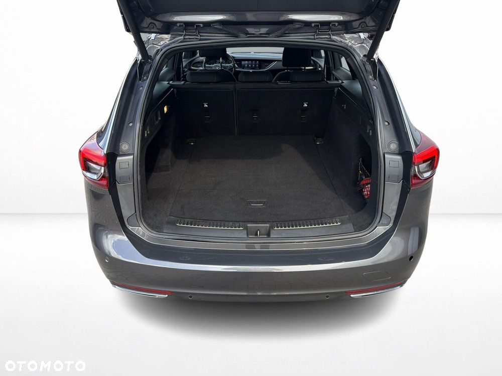 Opel Insignia - 35