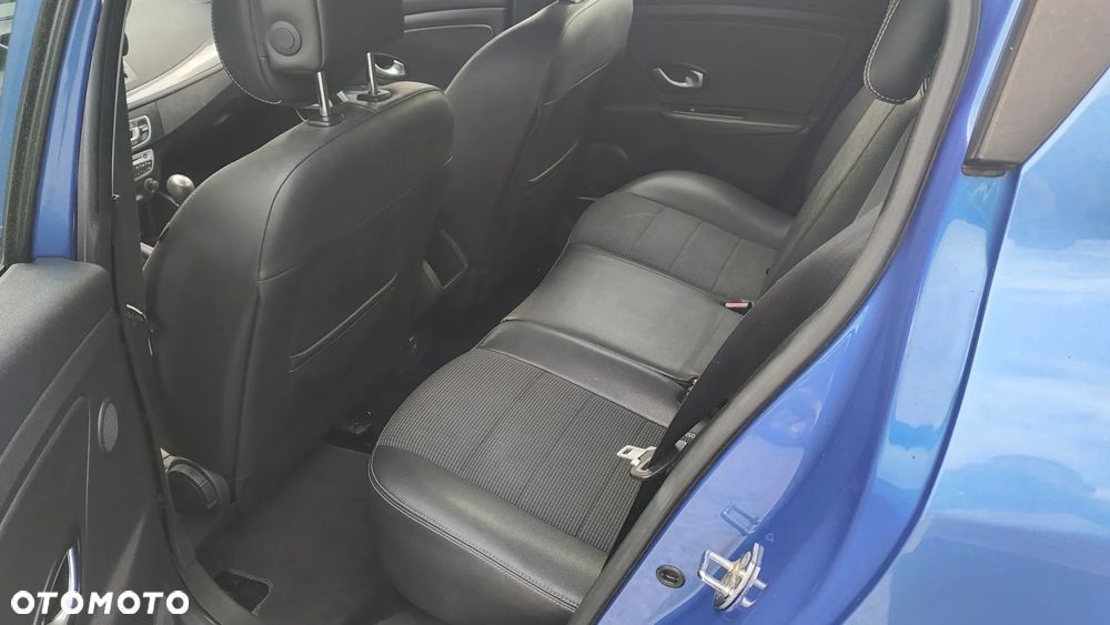 Renault Megane dCi 160 FAP GT - 15