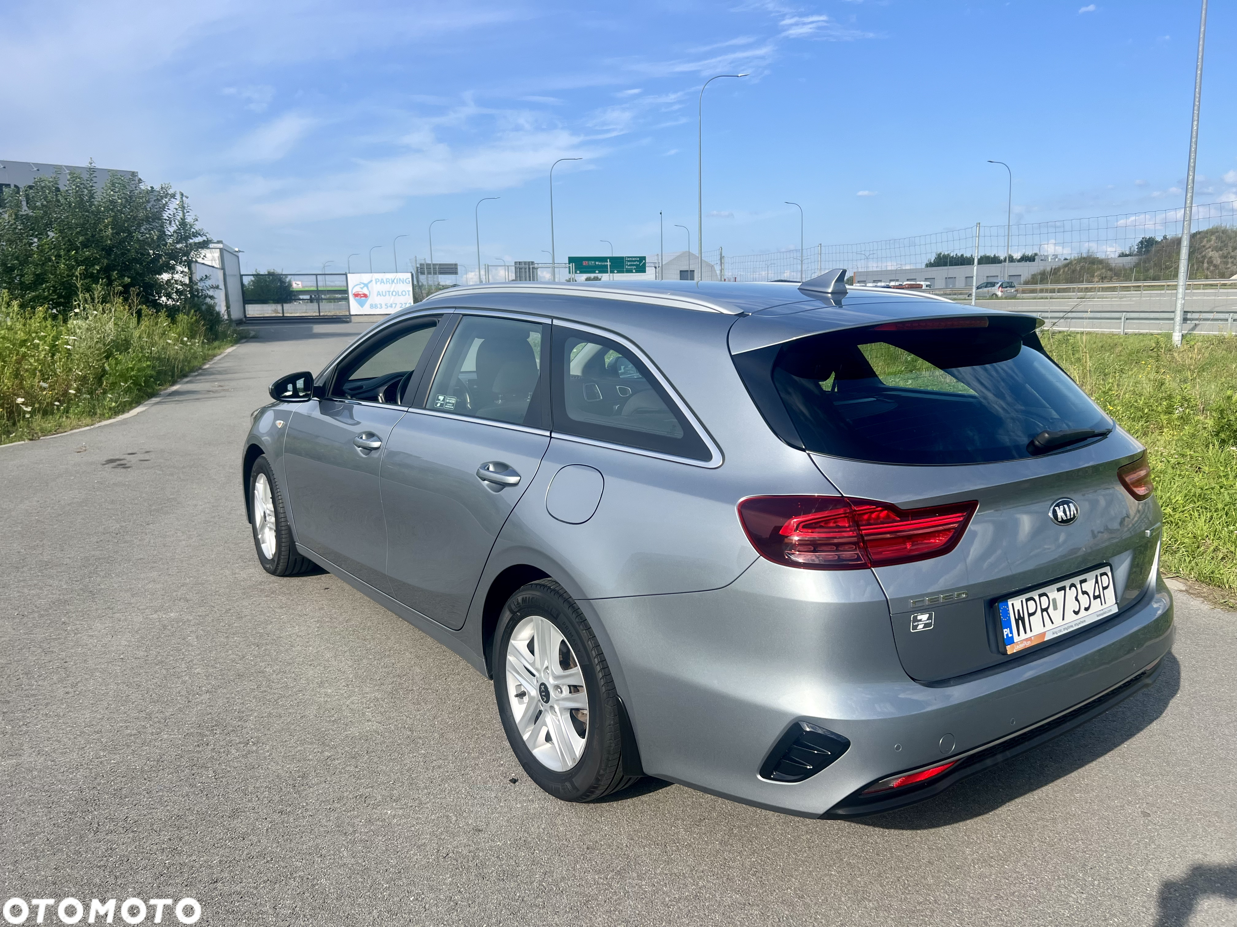 Kia Ceed 1.6 CRDi SCR M - 4