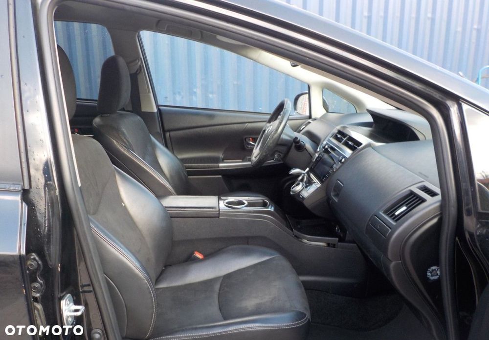 Toyota Prius+ - 16