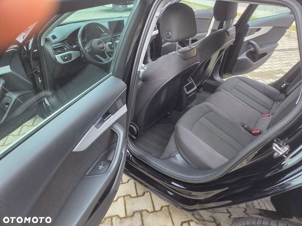 Audi A4 Avant 2.0 TDI Design S tronic - 15