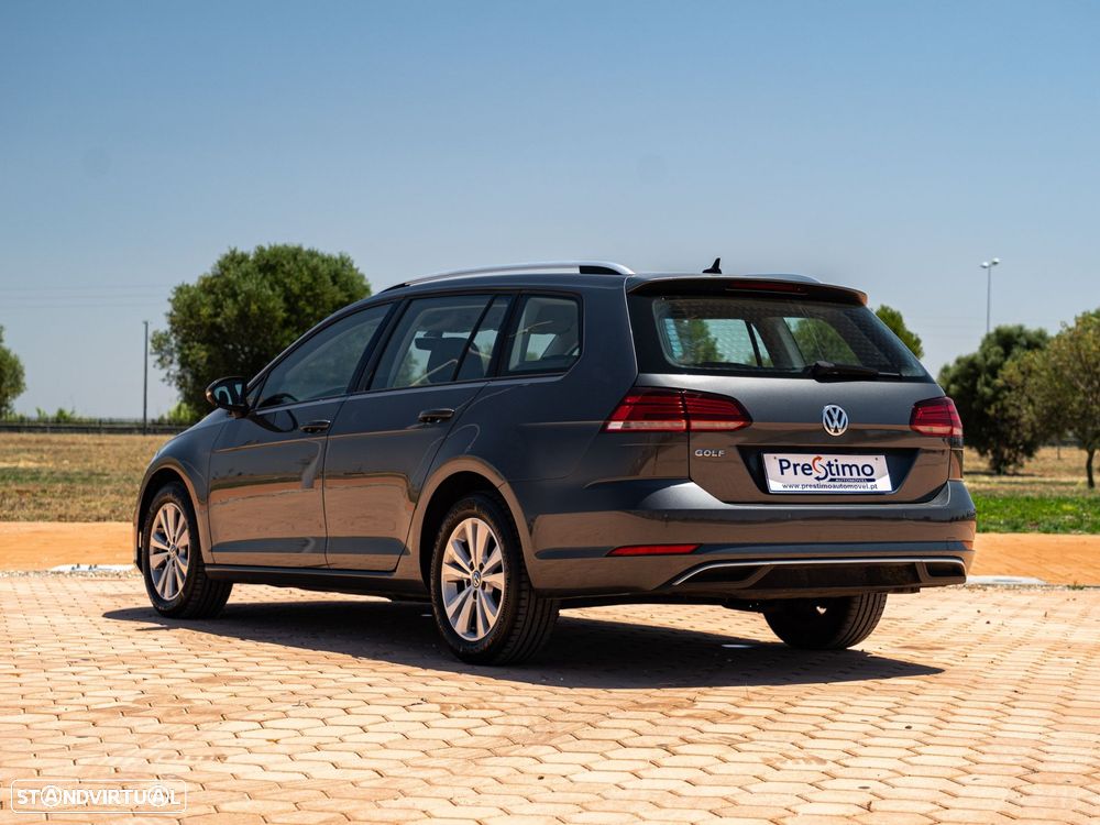 VW Golf Variant - 25