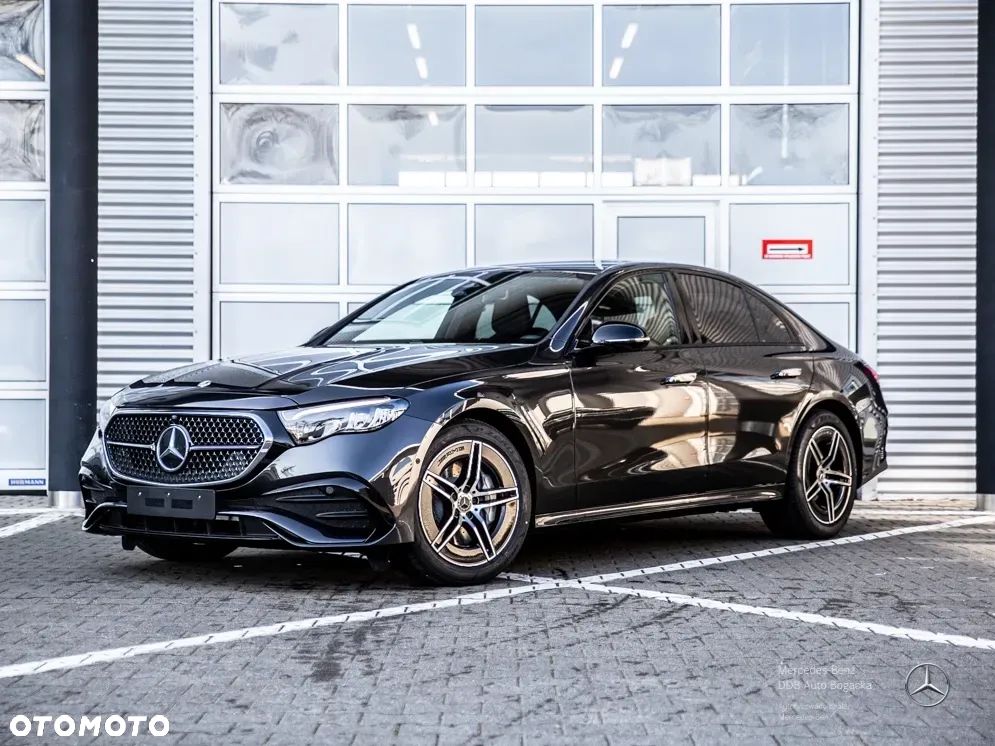 Mercedes-Benz Klasa E 220 d mHEV 4-Matic AMG 9G-Tronic - 1