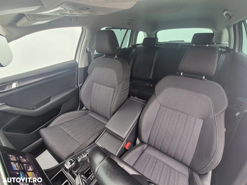 Skoda Superb 2.0 TDI 4X4 DSG Style - 12