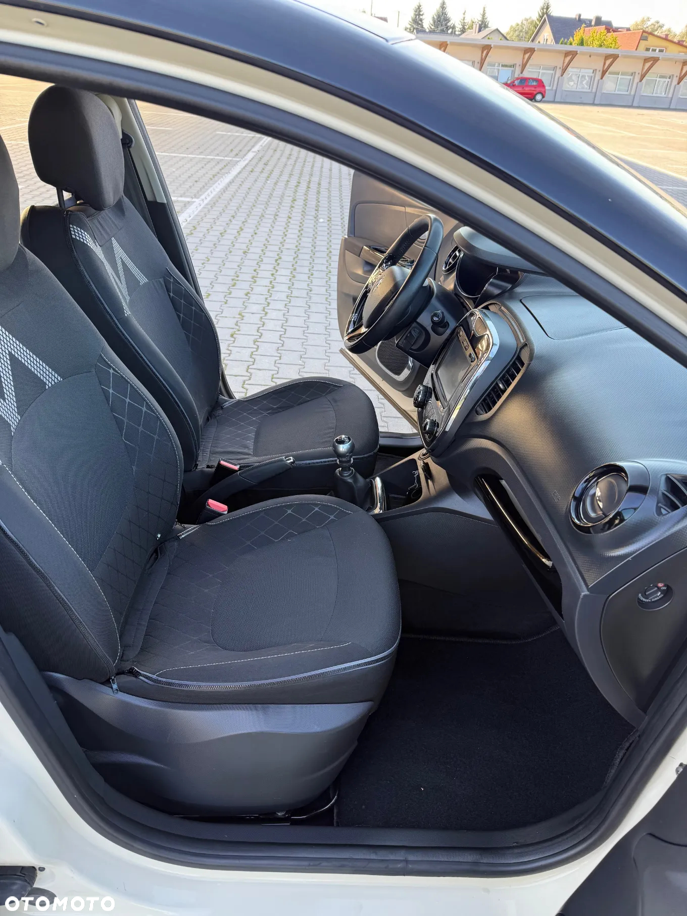 Renault Captur 1.5 dCi Energy Intens - 11