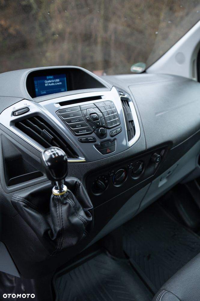 Ford Transit Custom - 13