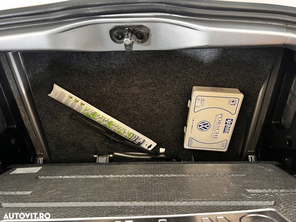 Volkswagen up! - 16