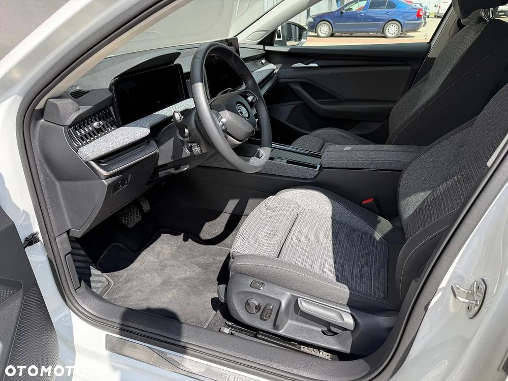 Skoda Superb 2.0 TDI SCR 4x4 Selection DSG - 10
