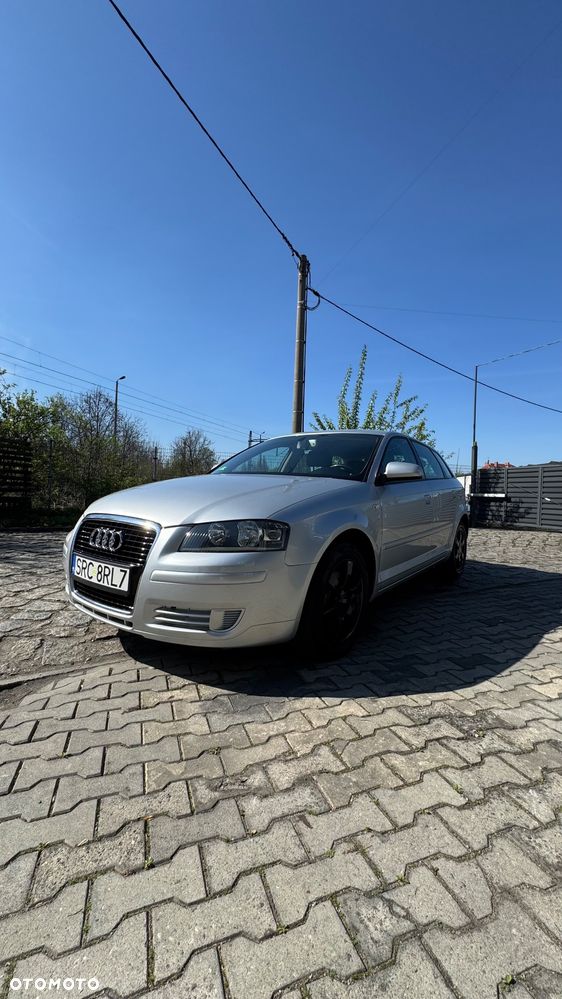 Audi A3 Sportback 2.0 FSI Ambiente Tiptr - 3