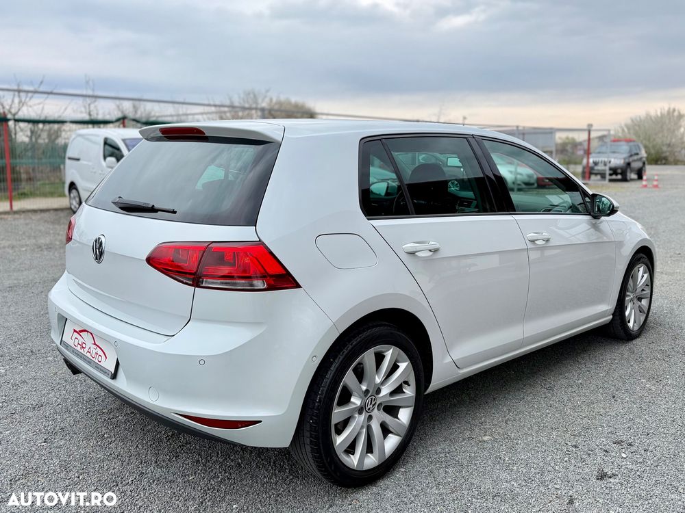 Volkswagen Golf 1.4 TSI Exclusive - 5
