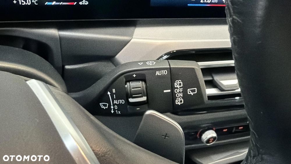 BMW Seria 3 318d mHEV - 28