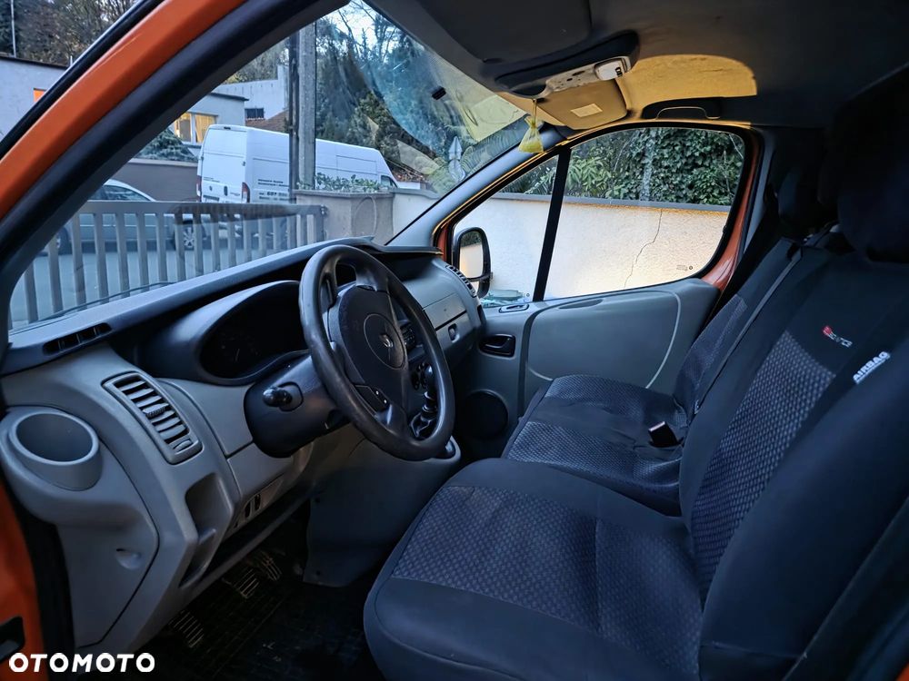 Renault Trafic - 6