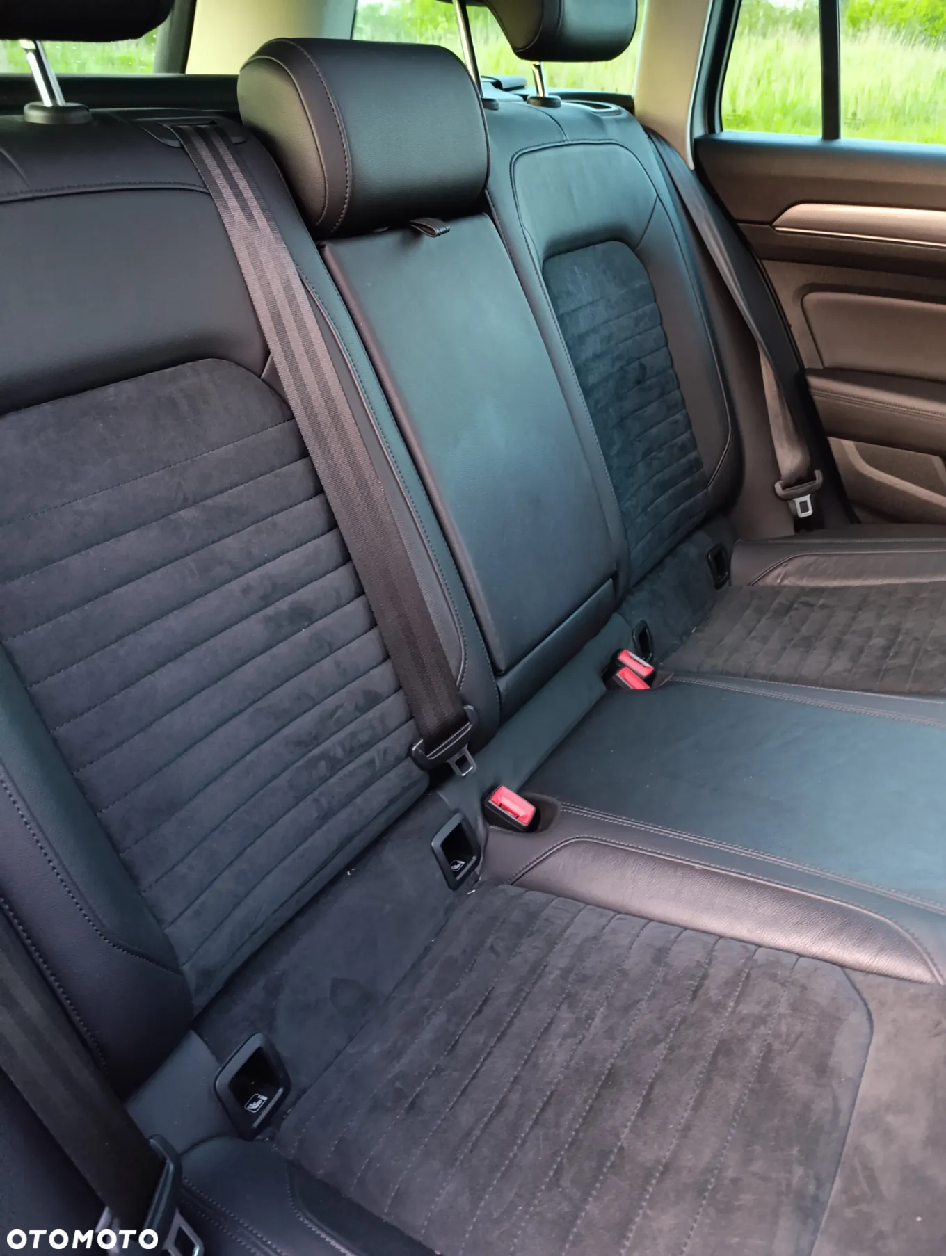 Volkswagen Passat 2.0 TDI BMT Highline - 35