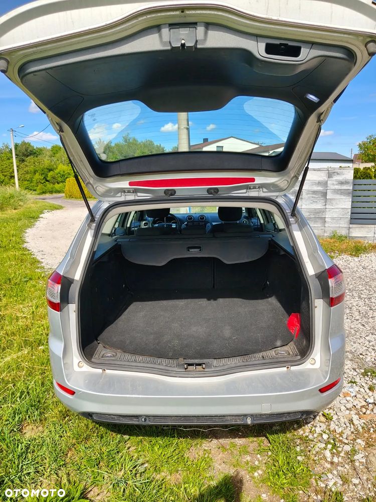 Ford Mondeo 1.6 TDCi Ambiente - 3