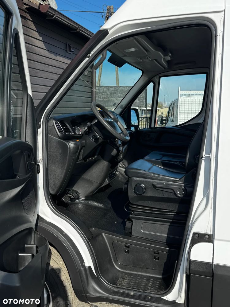 Iveco 35C18 - 15