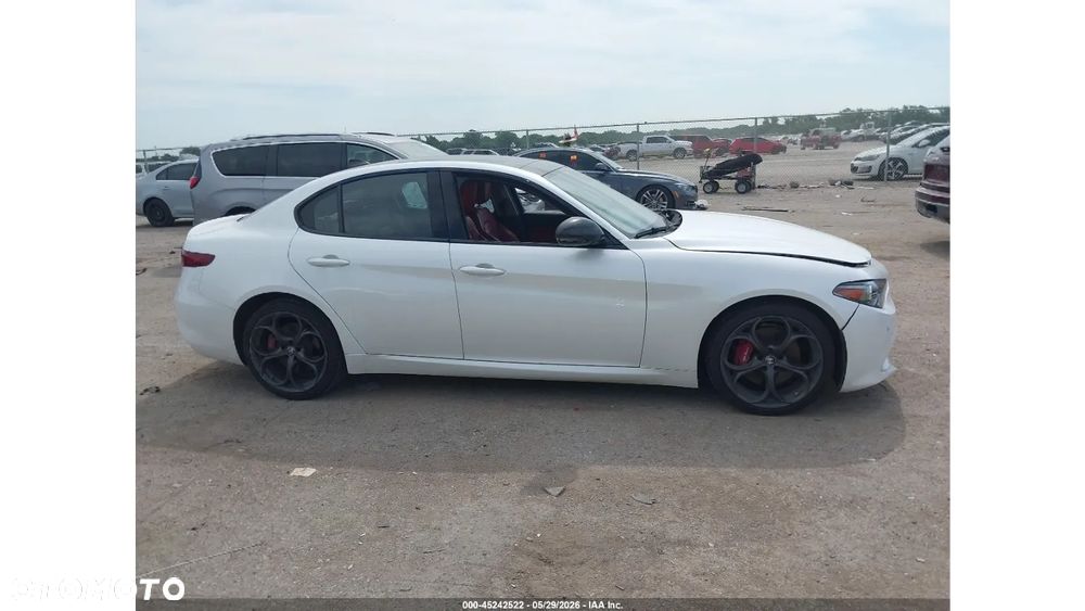 Alfa Romeo Giulia 2.0 Turbo TI Q4 - 6