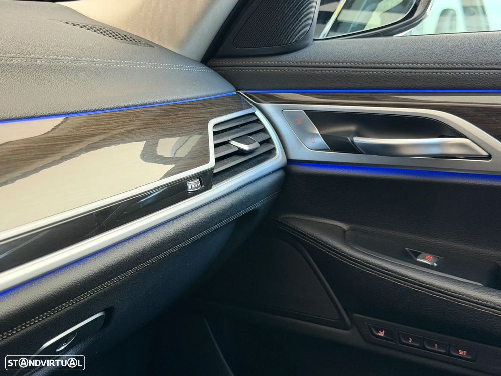 BMW 740 e iPerformance - 31