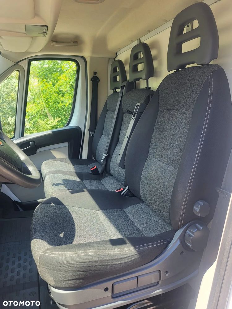 Fiat Ducato 2016r 2.3 JTD 130KM Izoterma Chłodnia Food Truck Sklep HAKI na mięso półki Mroźnia Agregat - 23