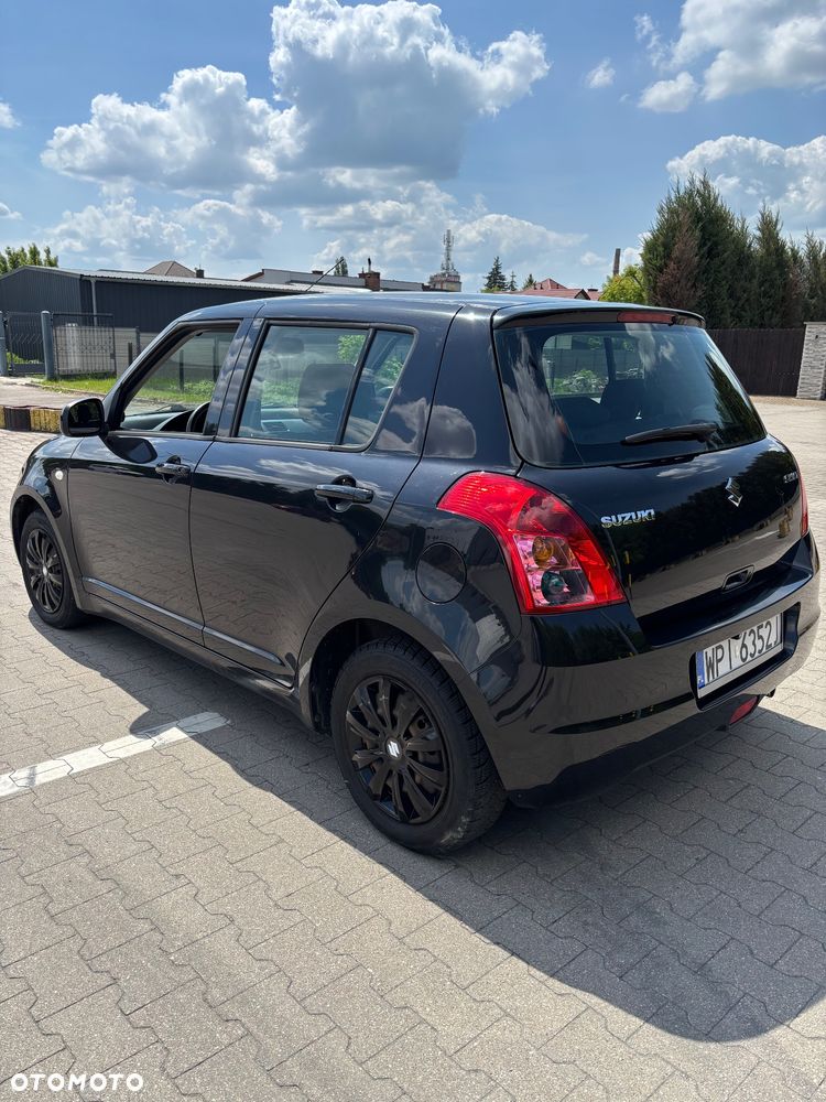 Suzuki Swift - 17