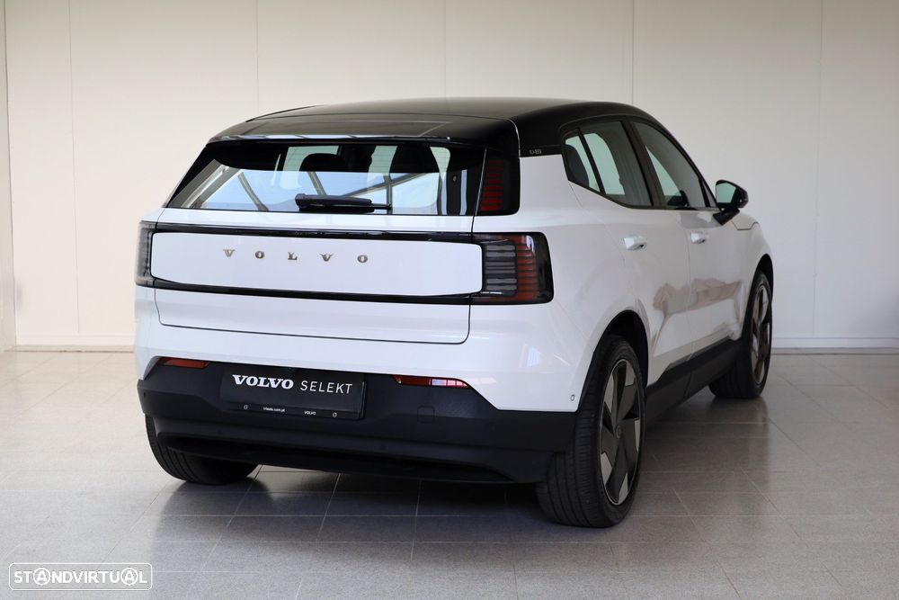 Volvo EX30 69 kWh Twin Motor Ultra — photo 3