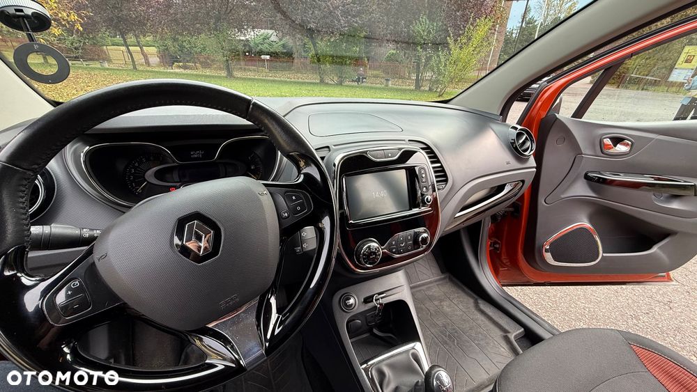 Renault Captur 0.9 Energy TCe Helly Hansen - 6
