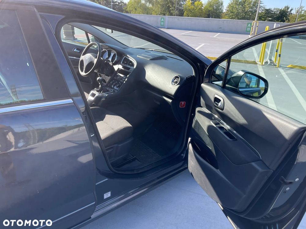 Peugeot 5008 HDI FAP 150 Premium - 14