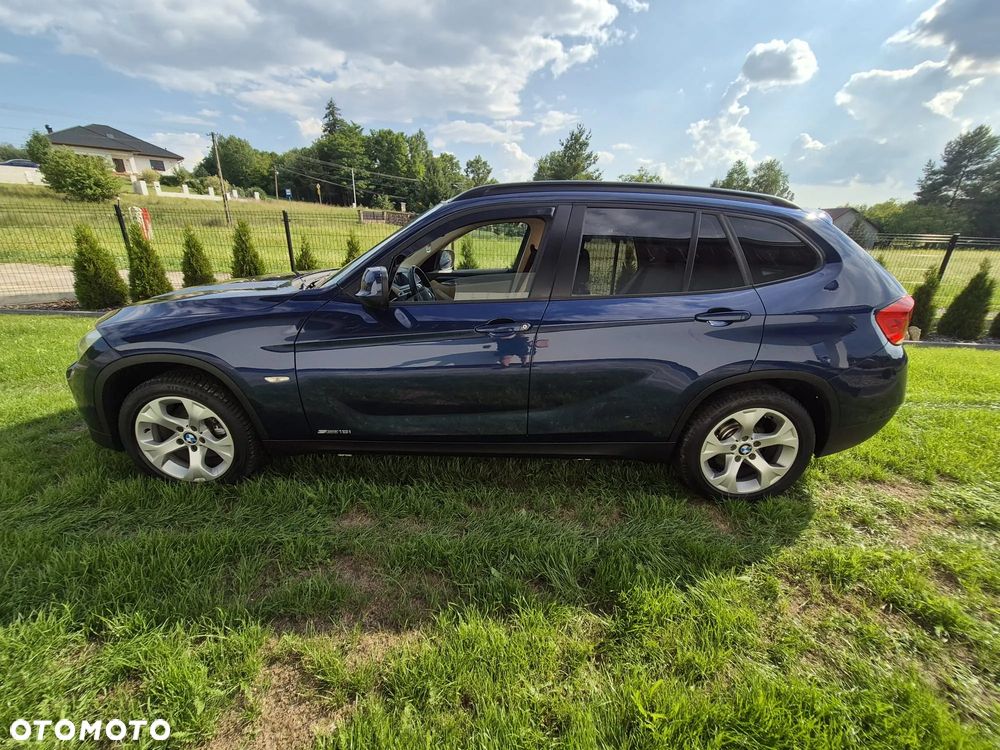 BMW X1 sDrive18i Sport Line - 11