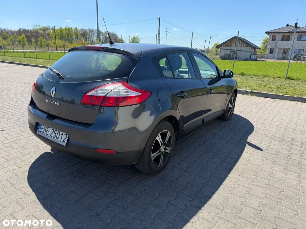 Renault Megane 1.6 16V Expression Euro5 - 8
