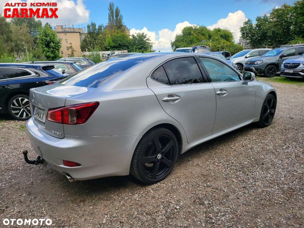 Lexus IS - 7