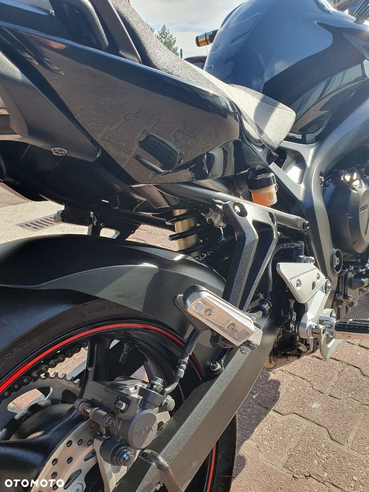 Yamaha FZ6 - 36