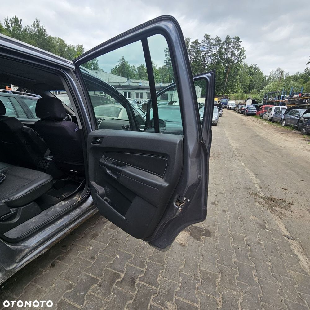 Opel Zafira (2005r) 1,9 D 88 kW / 120 KM (kod lak: Z155) pojazd na części - 15