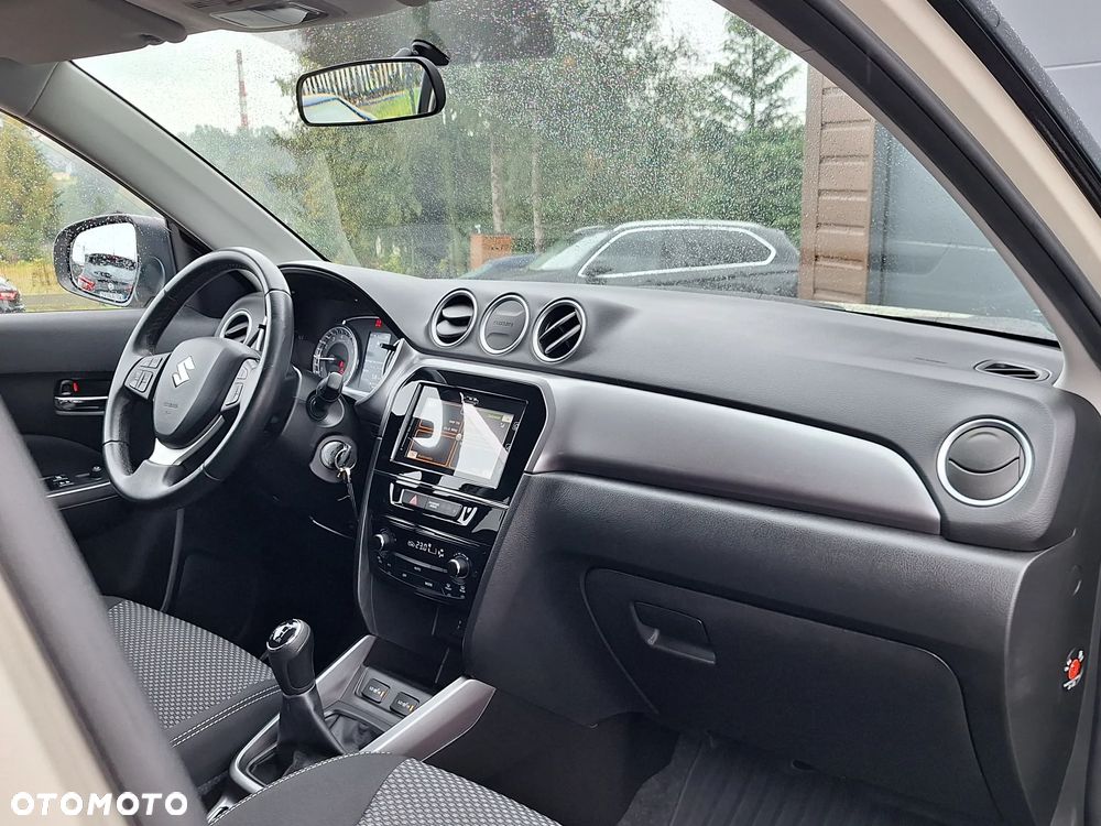 Suzuki Vitara - 6