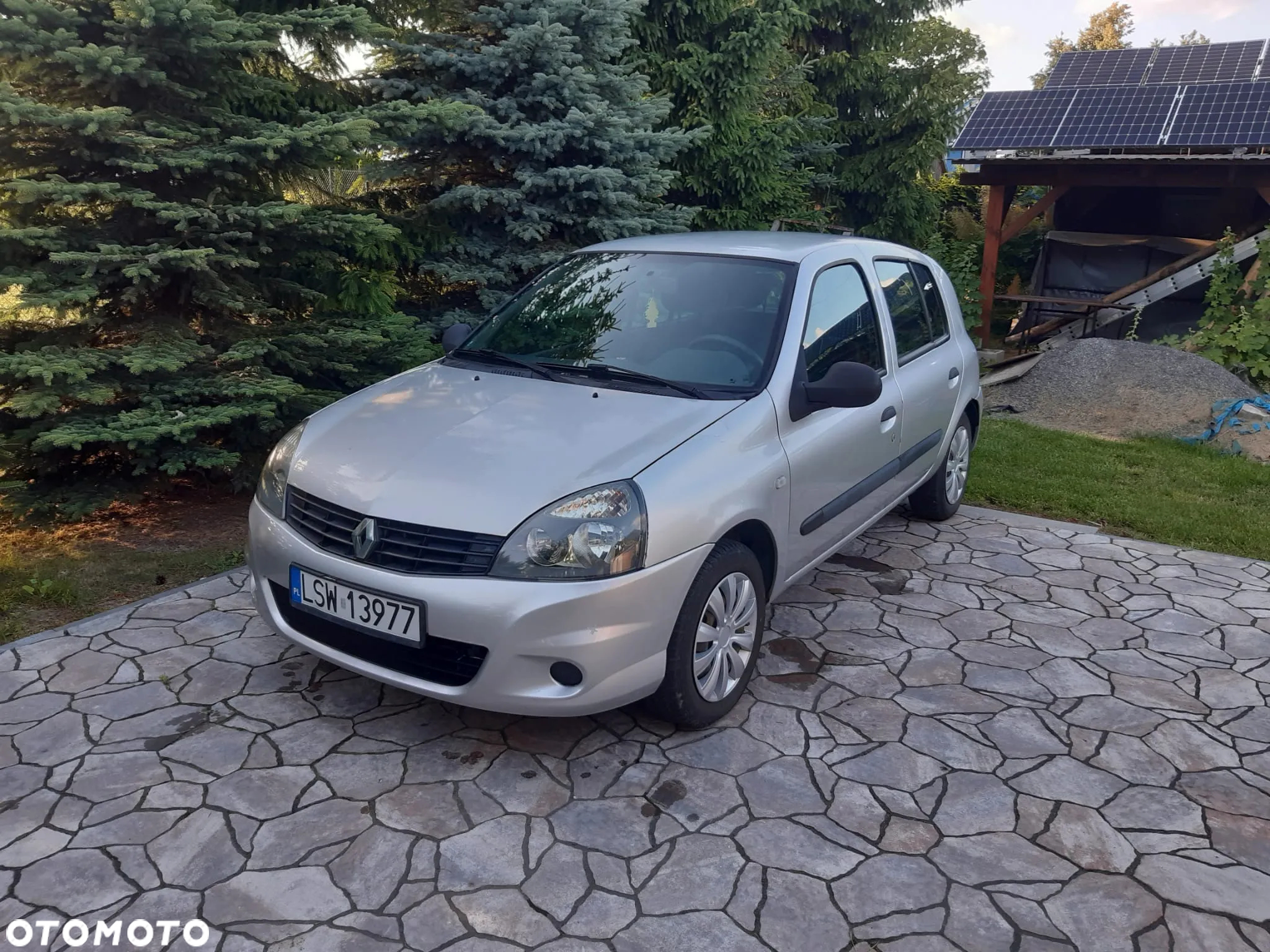 Renault Clio - 2