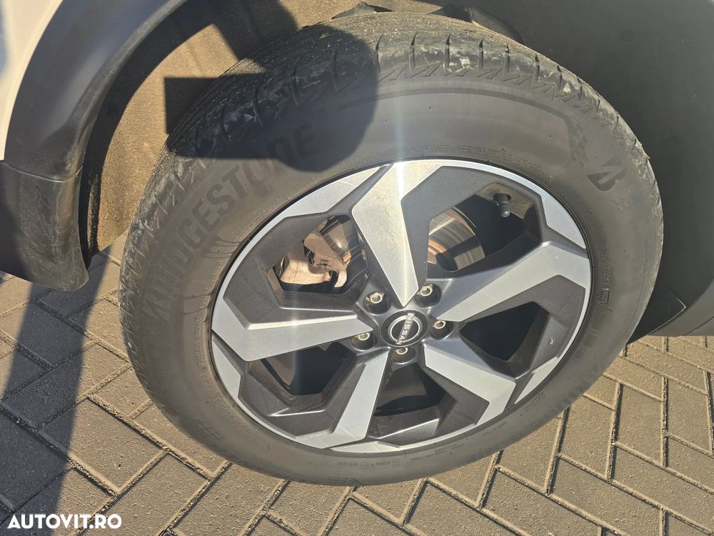 Nissan Qashqai 1.3 l MHEV X-Tronic N-Connecta - 9